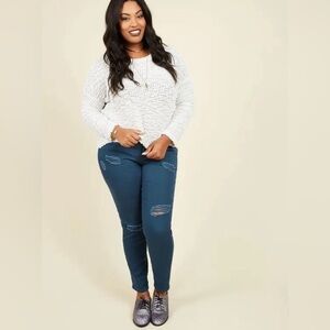 Dollhouse Teal Blue Distressed Skinny Ankle Length Jeans Modcloth Size 20 NEW